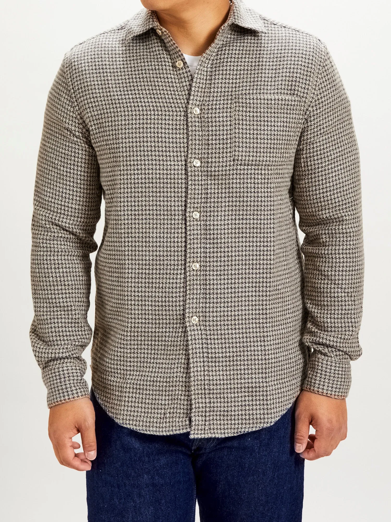 Abstract Pied Poule Button-Up Shirt in Charcoal