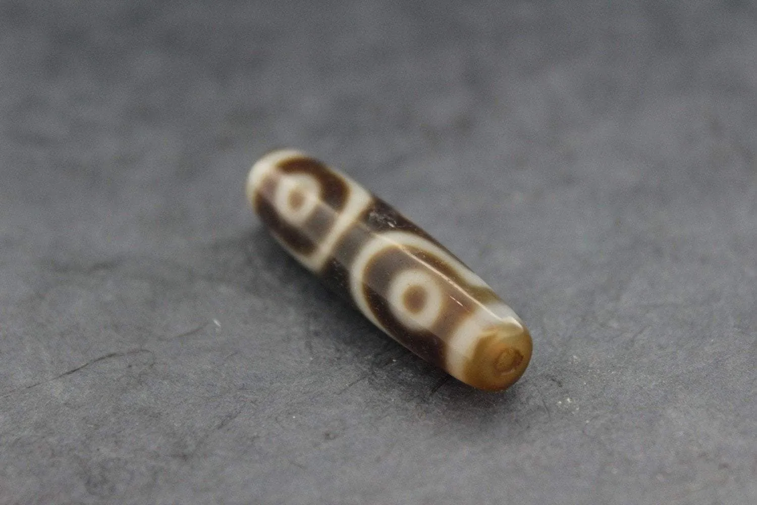 Amazing 3 Eyed Tibetan Dzi Bead