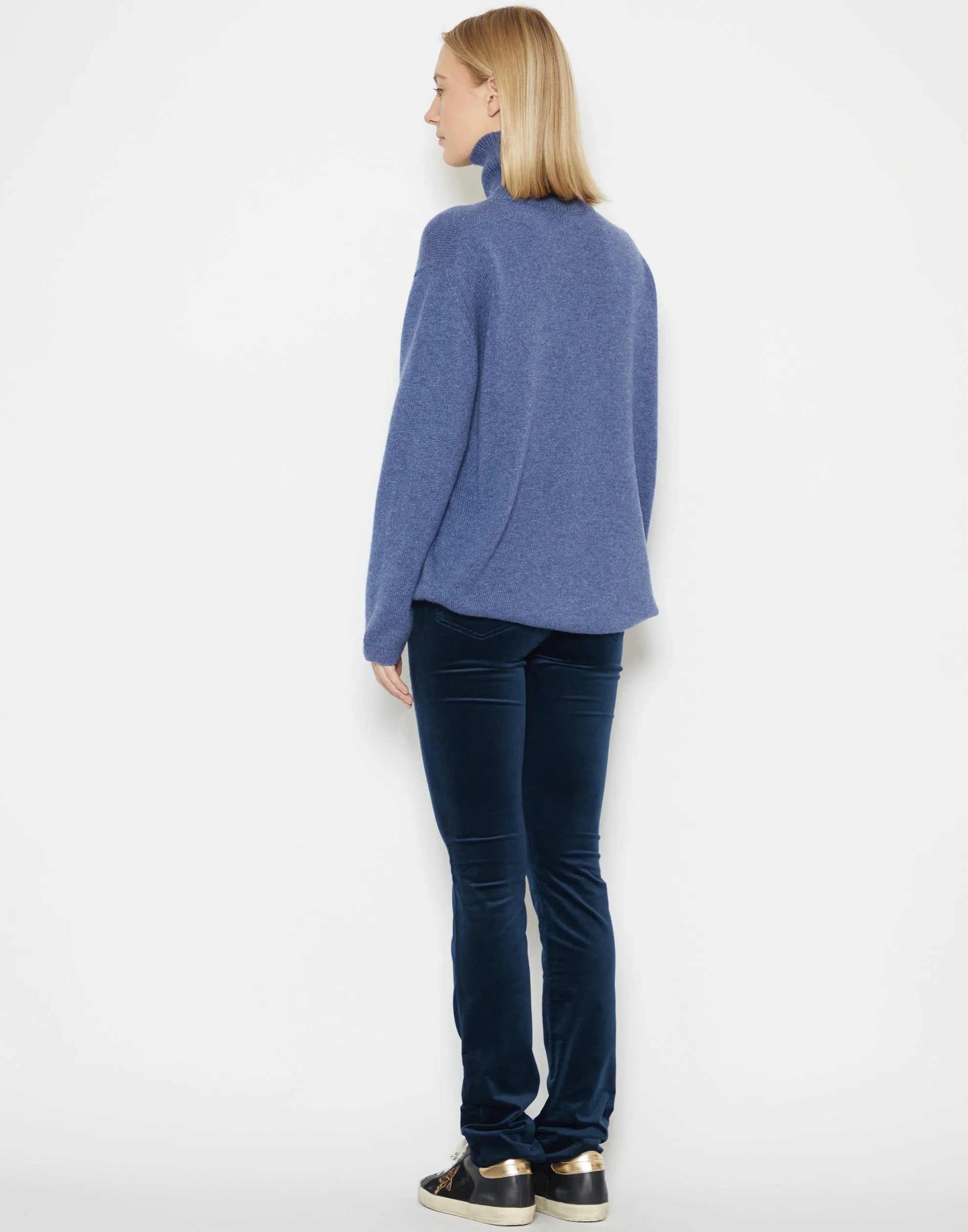 Blue Cashmere Turtleneck Jara Pullover