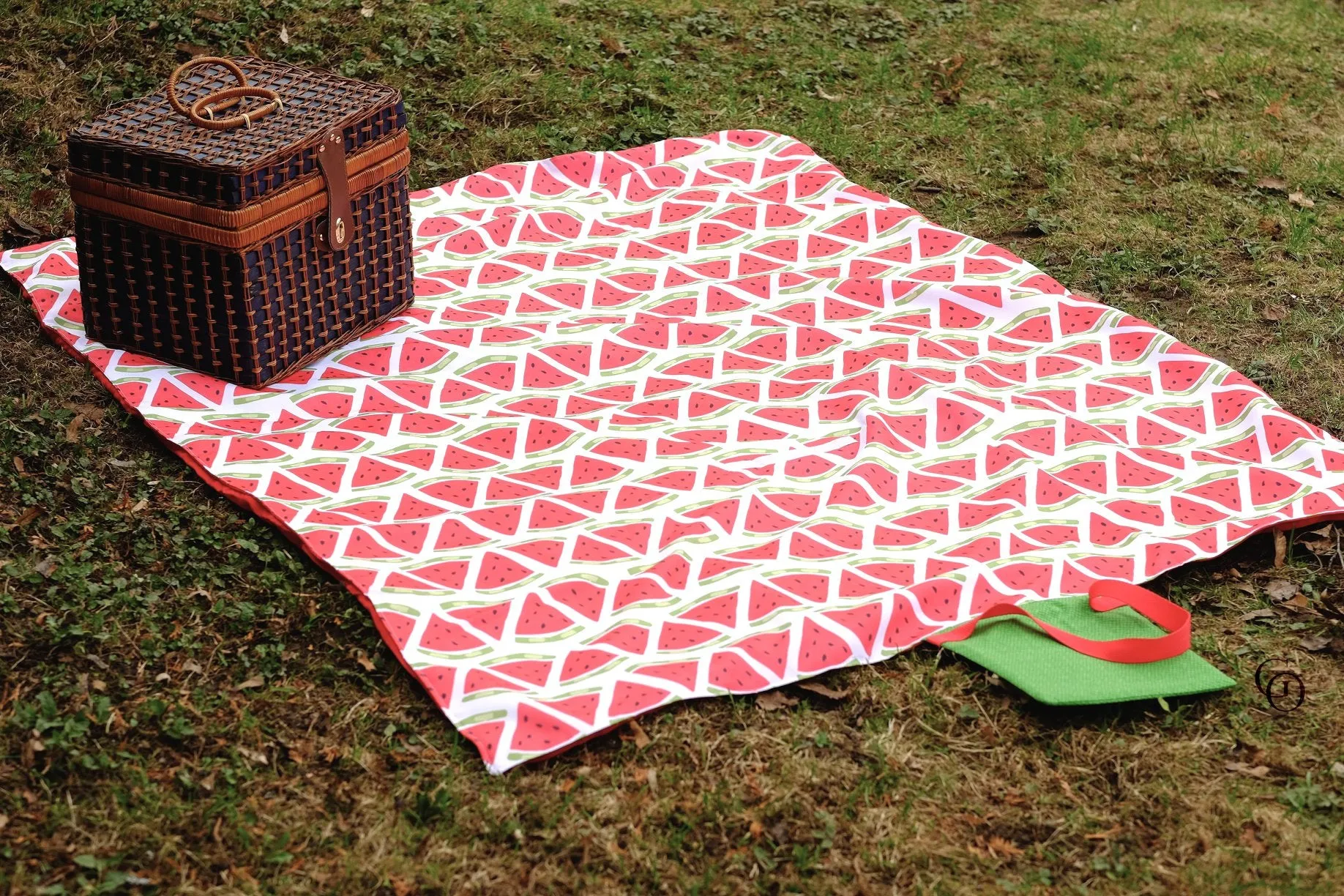 Picnic Blanket Tote Pattern